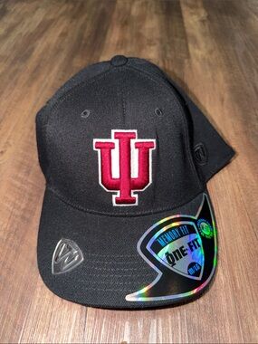 Top of the World Indiana University Hoosiers Hat Cap Men’s OSFA Memory Fit NWT